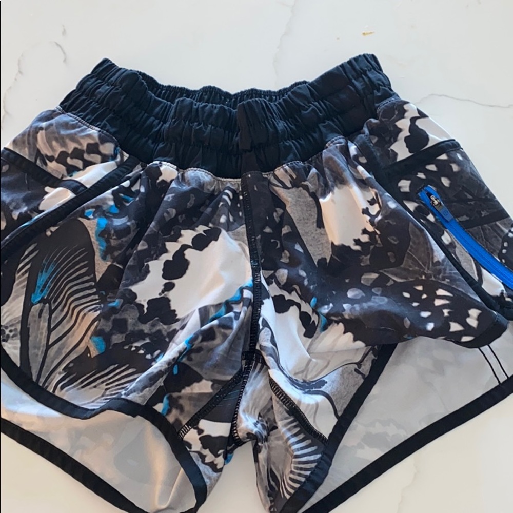 Lululemon high rise shorts Sz 4